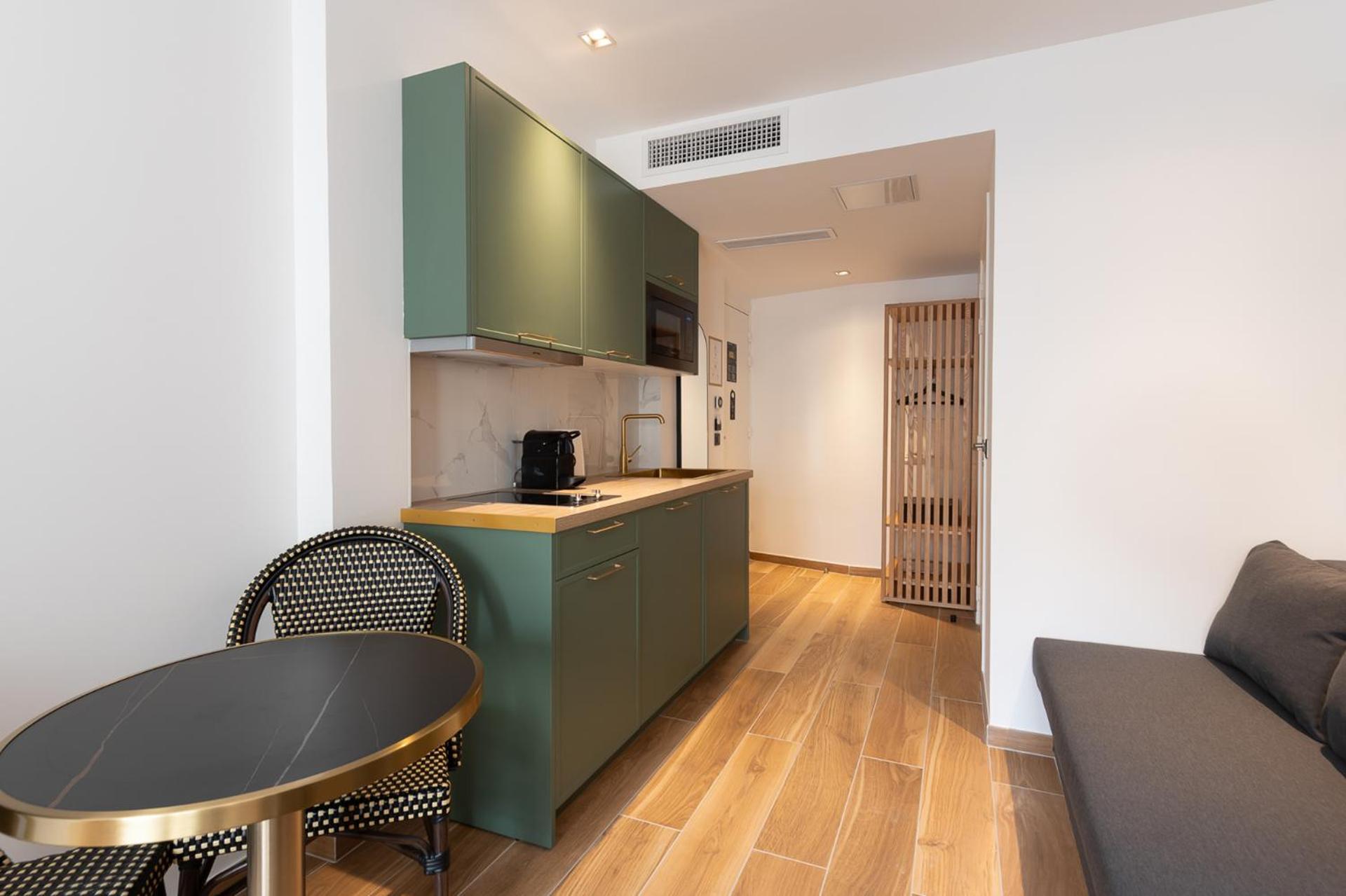 Les Suites Hcr Paris Exterior photo